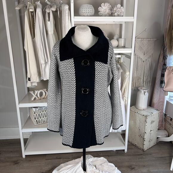 Sioni Women's Size XL Black and White Button Front Cardigan Sweater #3367 - Picture 1 of 5